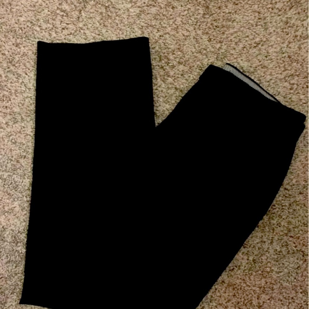 Men’s black IZOD dress pants